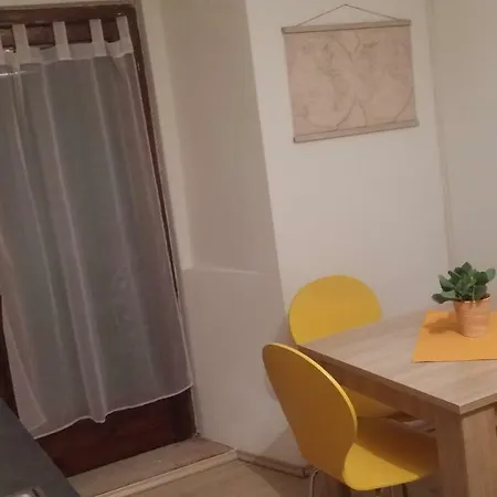 Apartment Apartman Rijeka